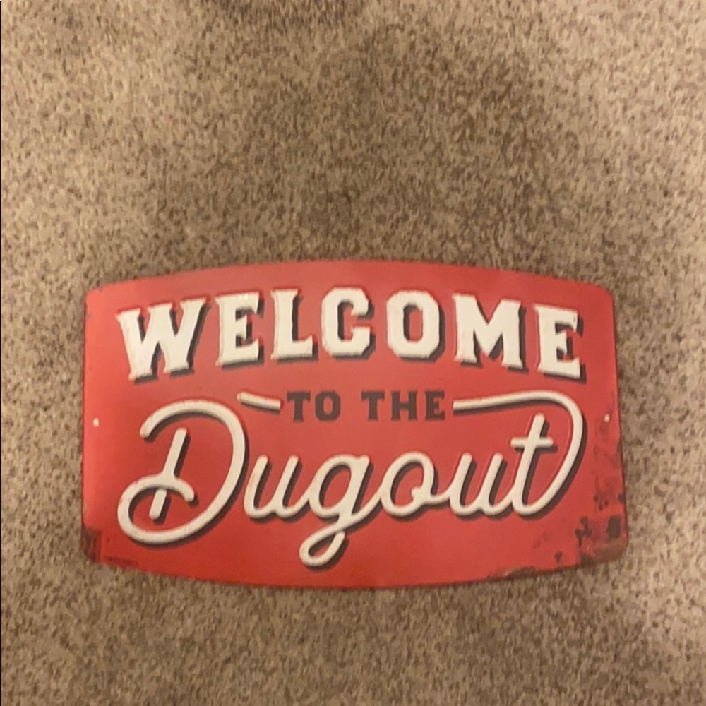 Metal dugout sign